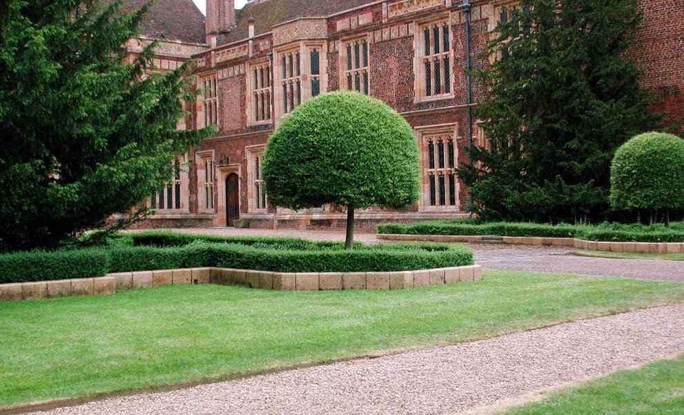 Sutton Place, United Kingdom